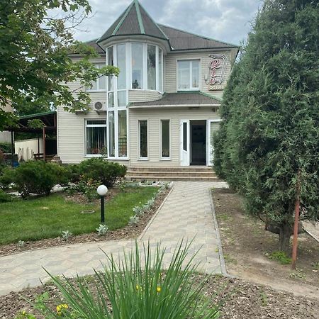 Отель Рио Melitopolʼ Exterior foto